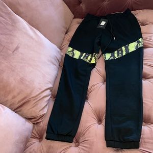 Women’s sweatpants